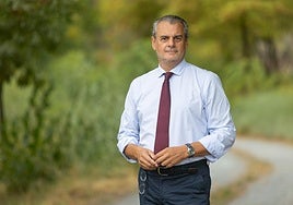Francisco Muñoz, en la sede del Espacio Natural Sierra Nevada en Pinos Genil.