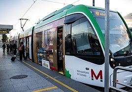 La huelga obliga a establecer sevicios mínimos en el transporte de Granada.
