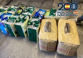 Sorprenden en Granada a un hombre de 47 años con el coche cargado con 325 kilos de hachís