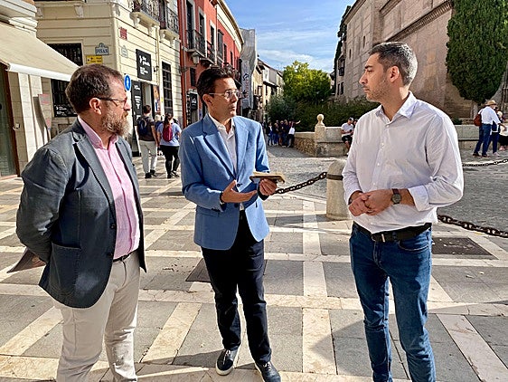 Paco Cuenca junto a Juanjo Ibáñez y Eduardo Castillo