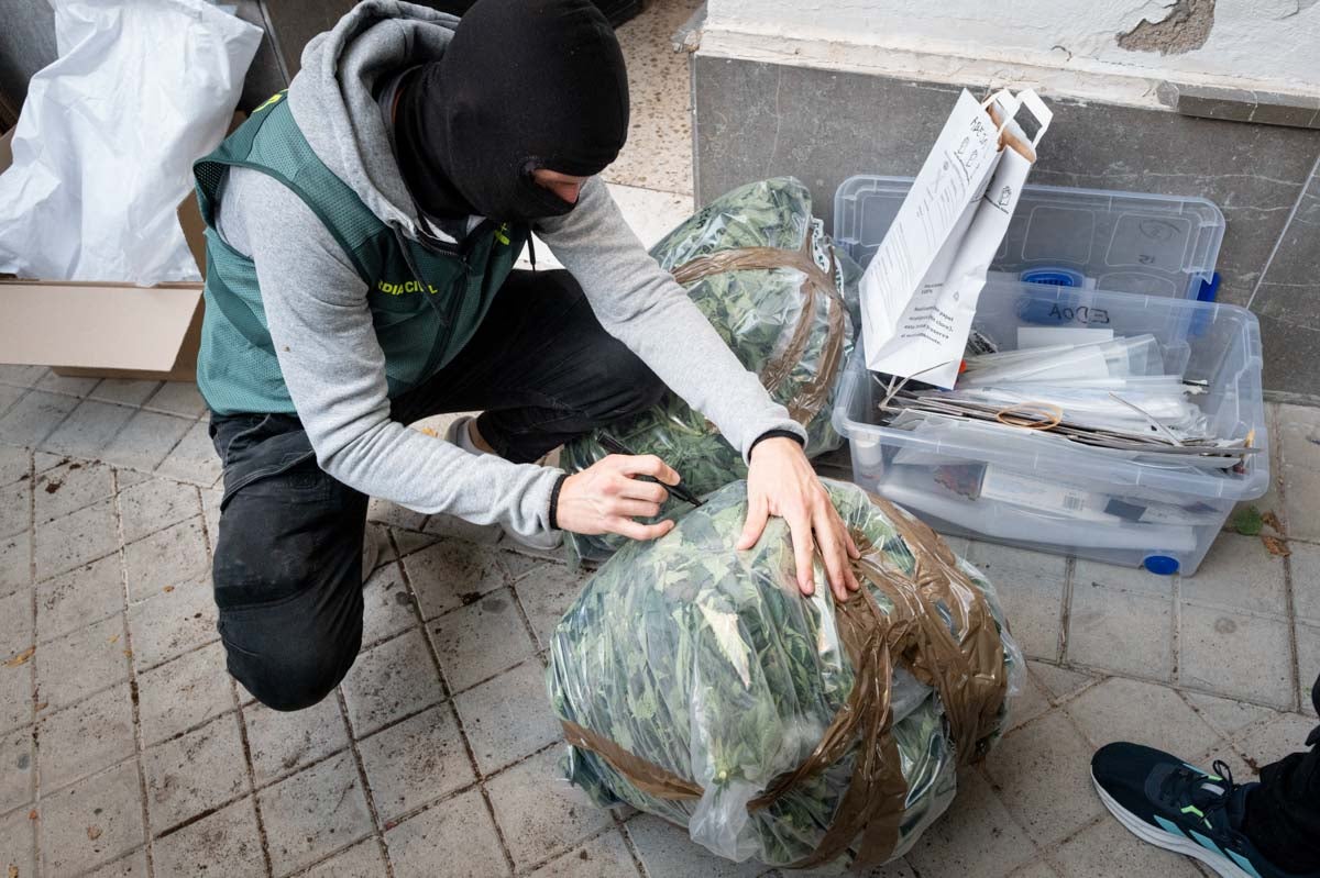 En primera persona: las imágenes de la gran operación antidroga en Granada