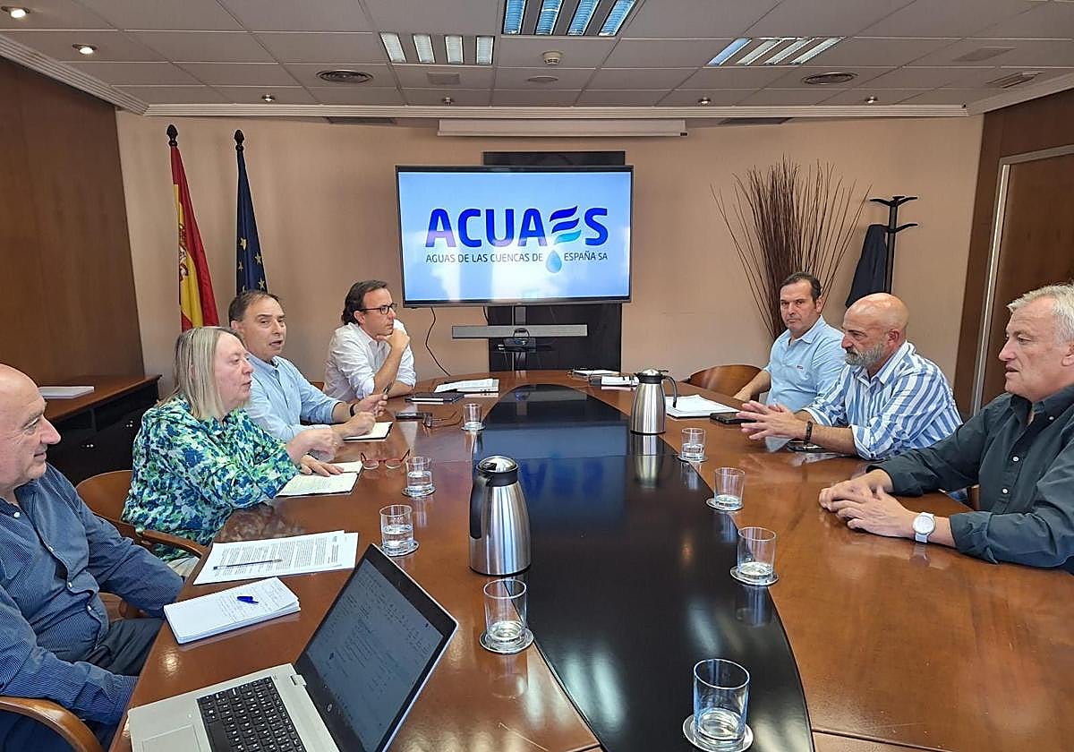 Reunión de los agricultores en Madrid con ACUAES.