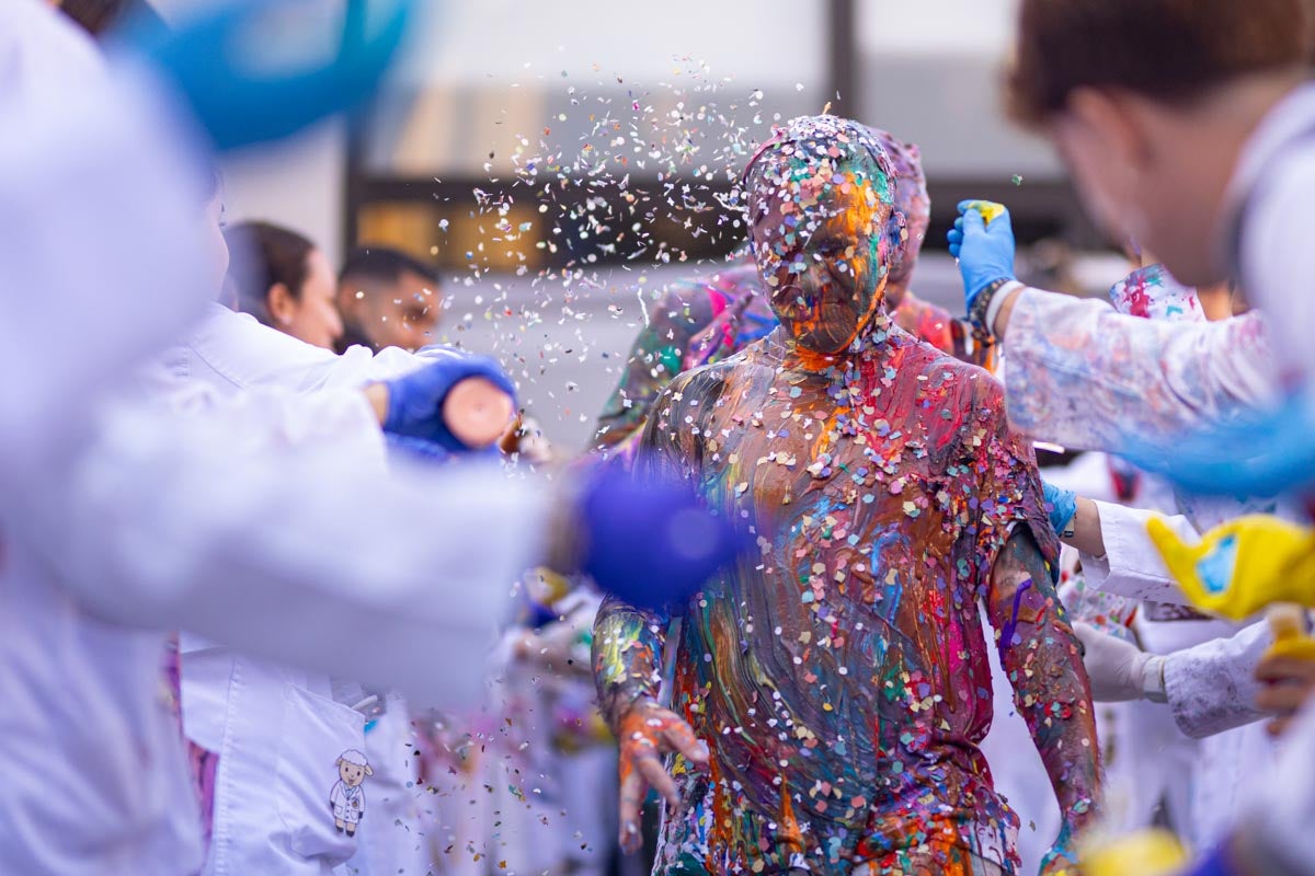 Medicina celebra su Lucas por todo lo alto en Granada