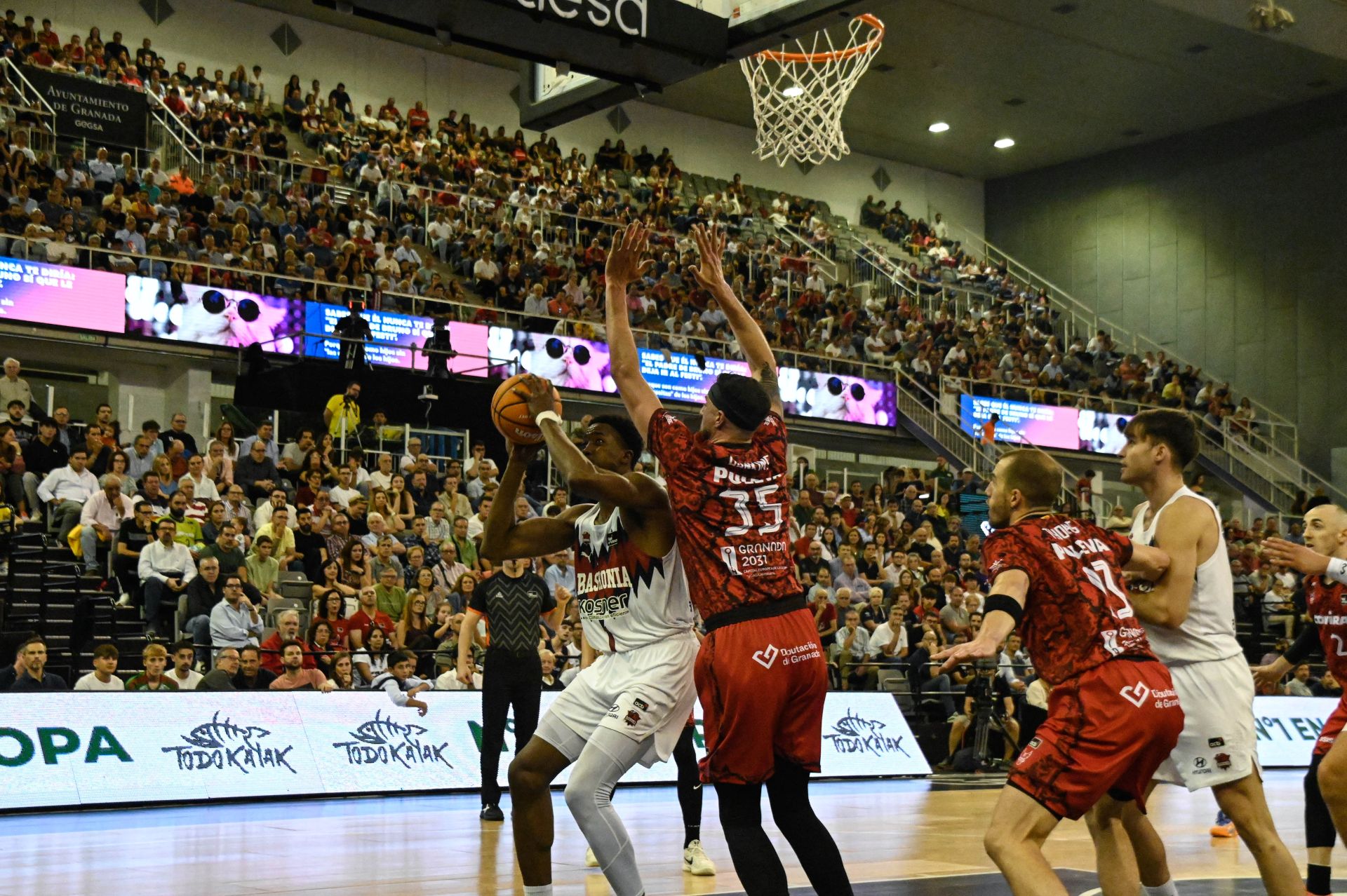 Las mejores imágenes del Covirán-Baskonia
