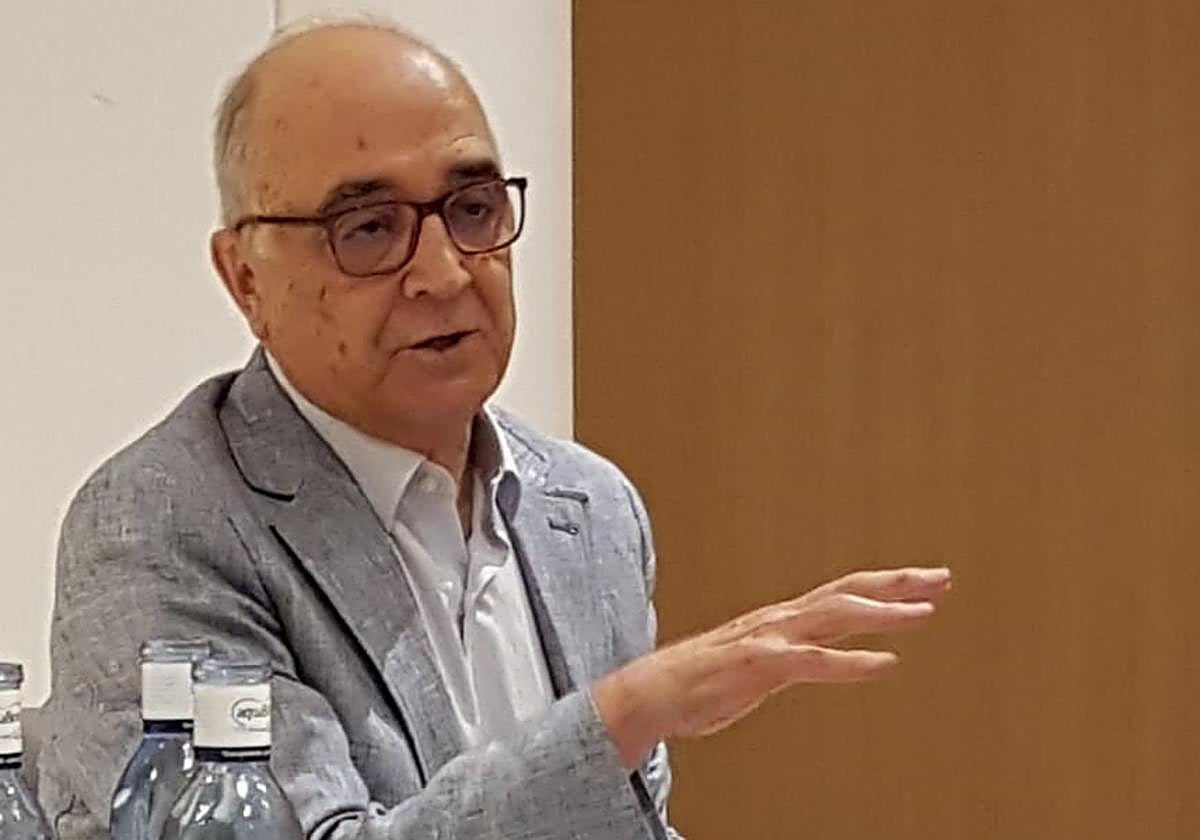 Juan José Acero Fernández .