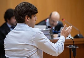 El exnazarí Gonzalo Villar, durante su declaración en el juicio.