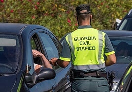 Detenido en un control de Santiago-Pontones con cocaína lista para su venta