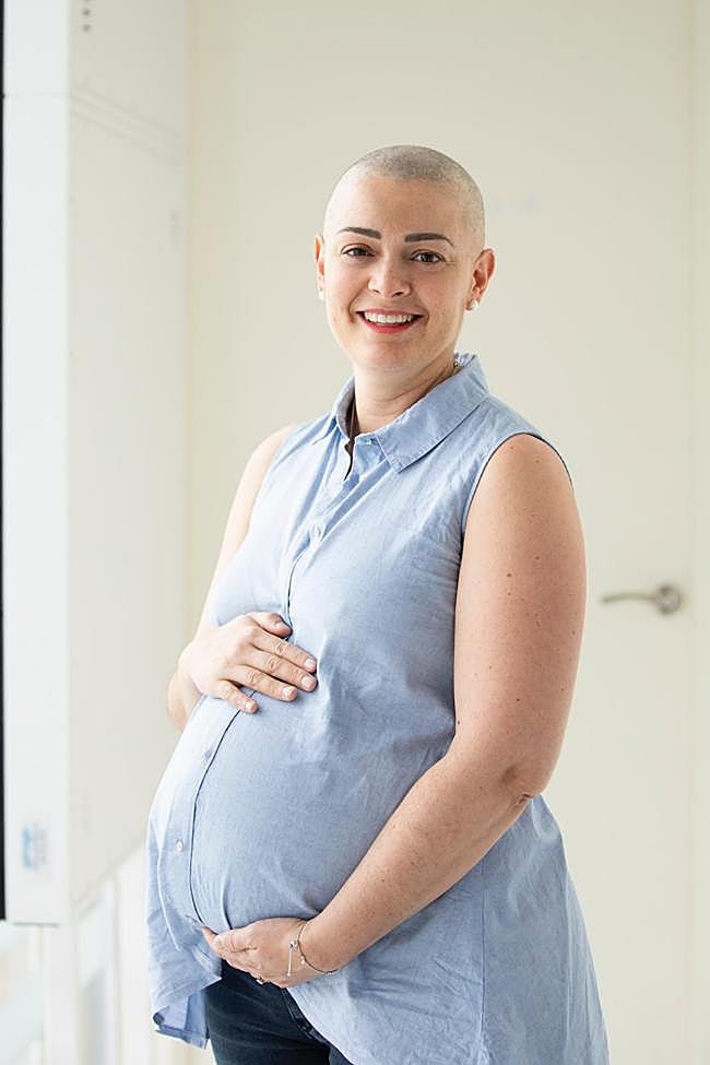 Estefanía, embarazada y en pleno tratamiento de quimioterapia.