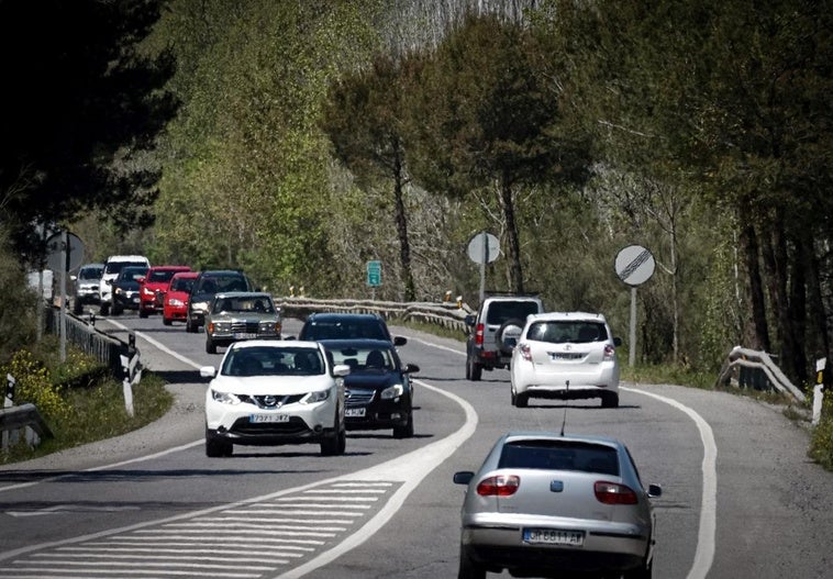 Fomento adjudica la obra de la carretera de Sierra Nevada, que empezará en noviembre