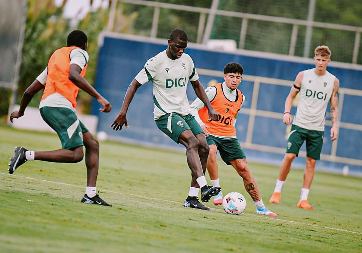 Entrenamiento del Cádiz esta semana.