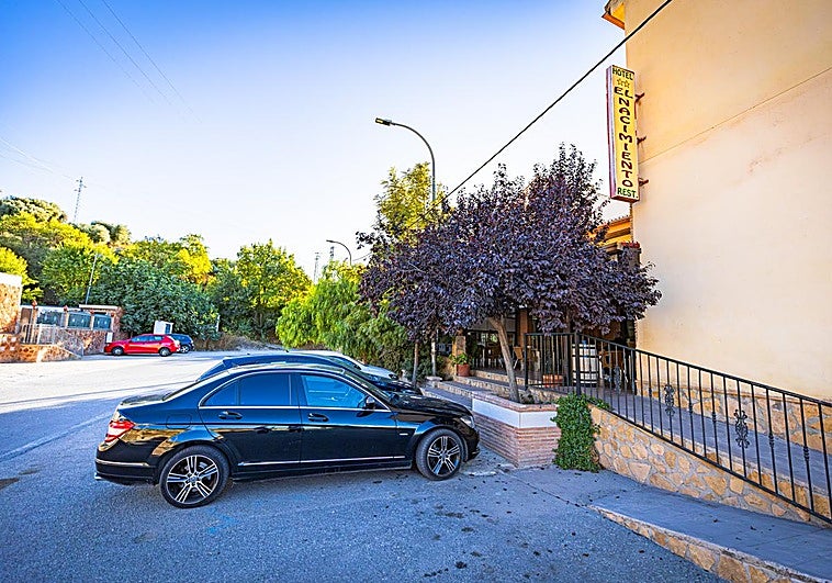 El Hostal Nacimiento de Deifontes, donde se alojaron los transportistas del Picasso.