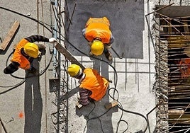 La construcción anota 3.200 empleados más en el tercer trimestre.