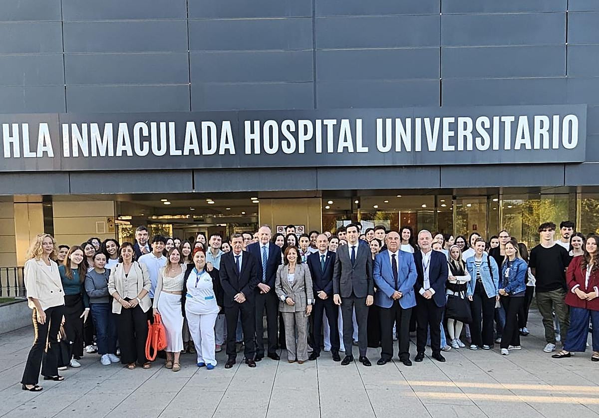 El hospital HLA Universitario Inmaculada da la bienvenida a los estudiantes de ciencias de la salud del curso académico 2025/2026.