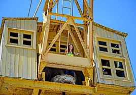 Adjudican por 405.000 euros la restauración de la grúa Babcock & Wilcox para hacerla visitable