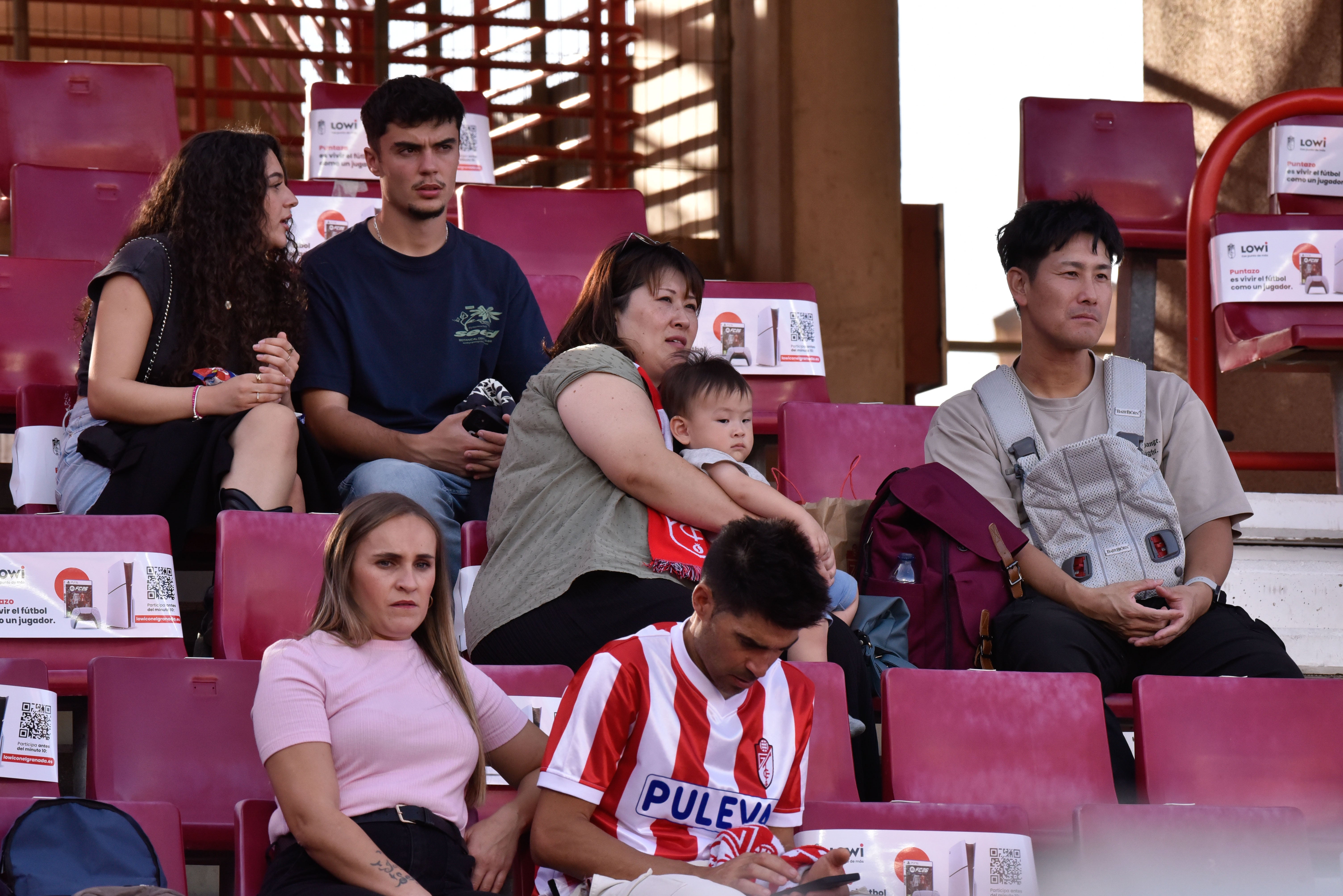 Encuéntrate en la grada del Granada-Cádiz