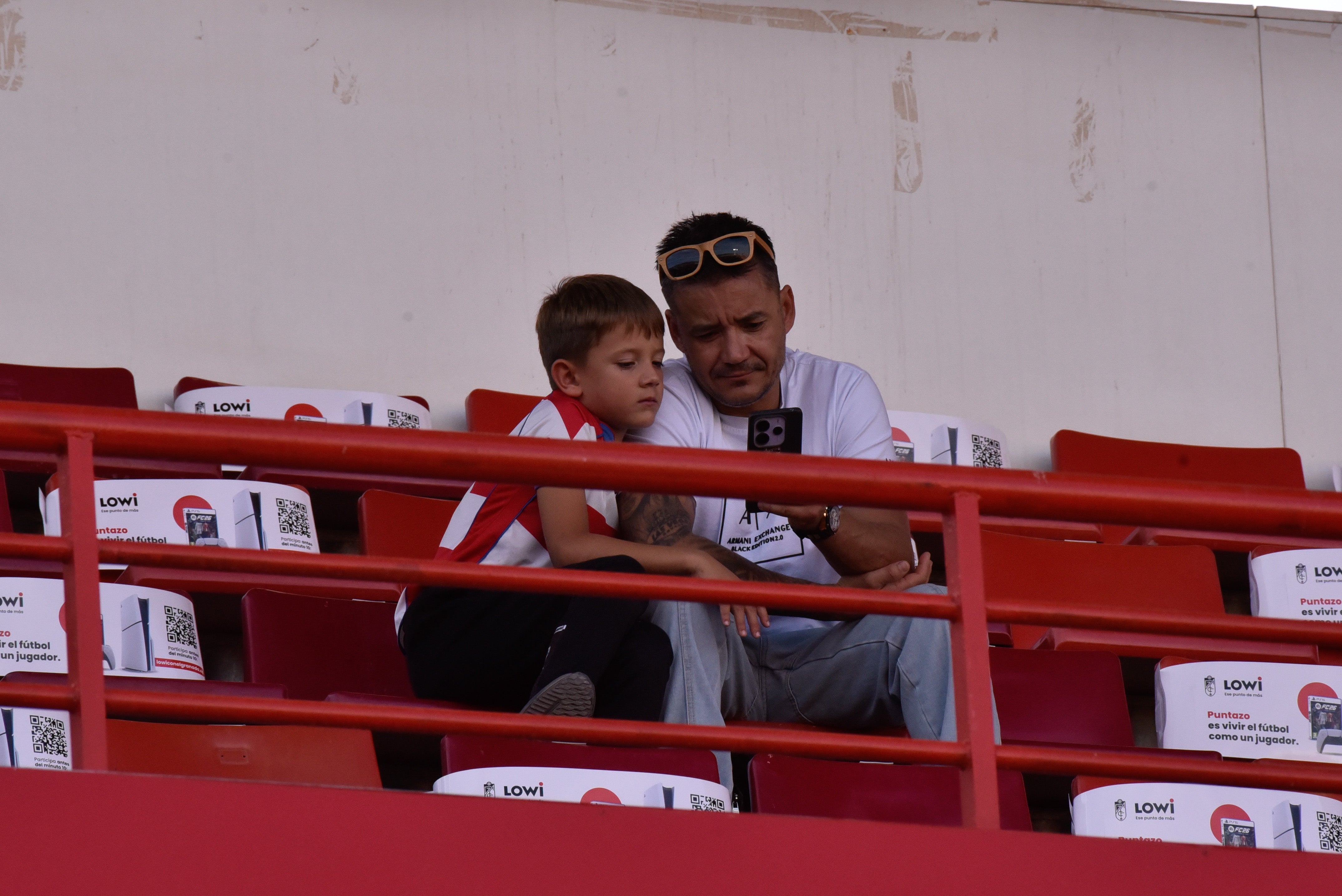 Encuéntrate en la grada del Granada-Cádiz