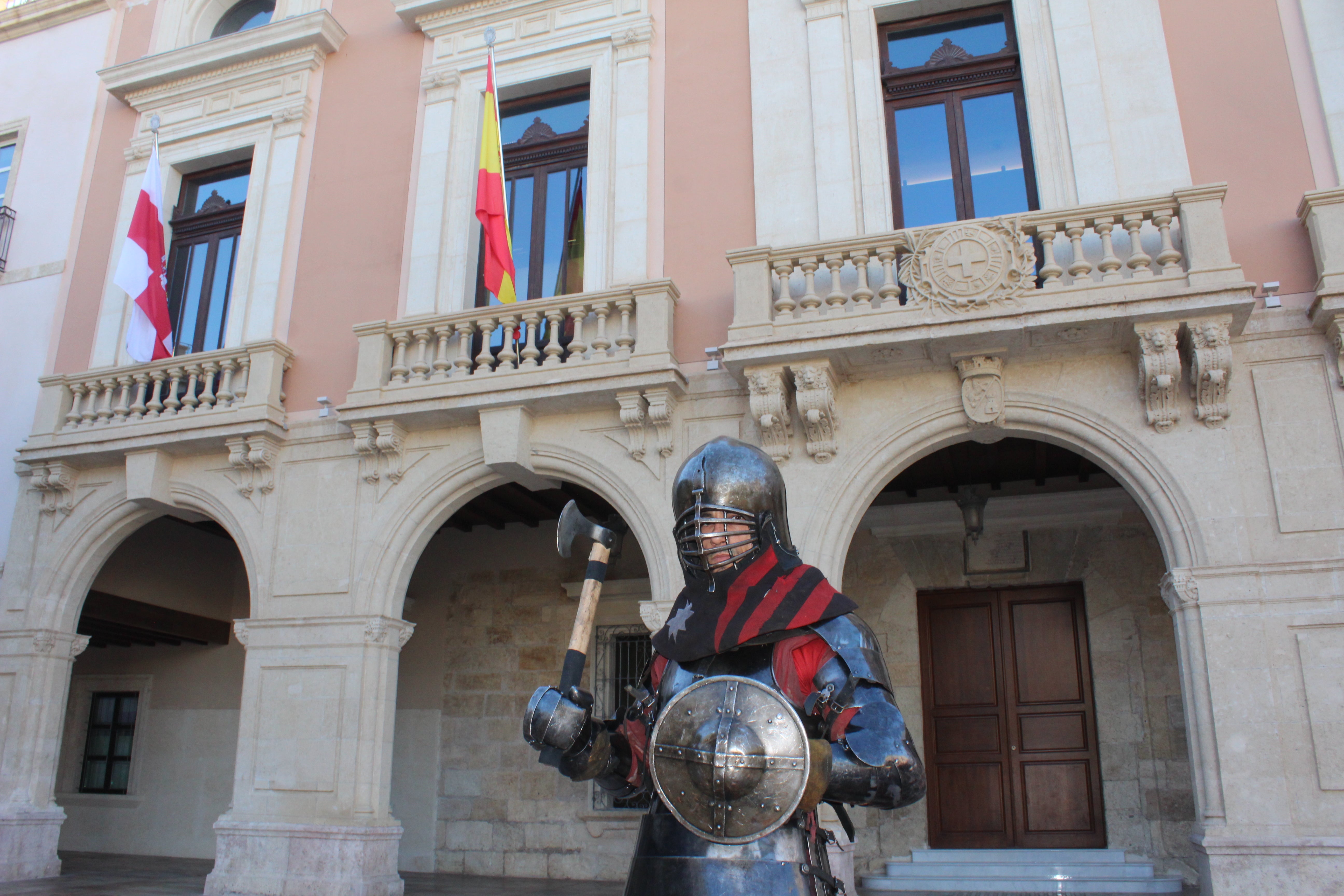 La entrevista a Miguel Ángel Gómez, luchador medieval, en imágenes