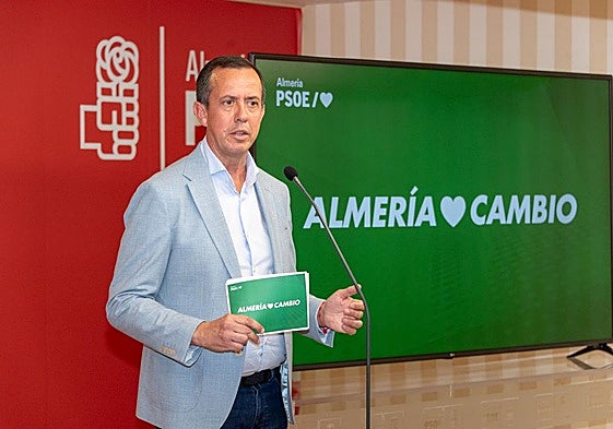 El PSOE denuncia que el Gobierno de Moreno Bonilla «trata a los almerienses como andaluces de segunda»