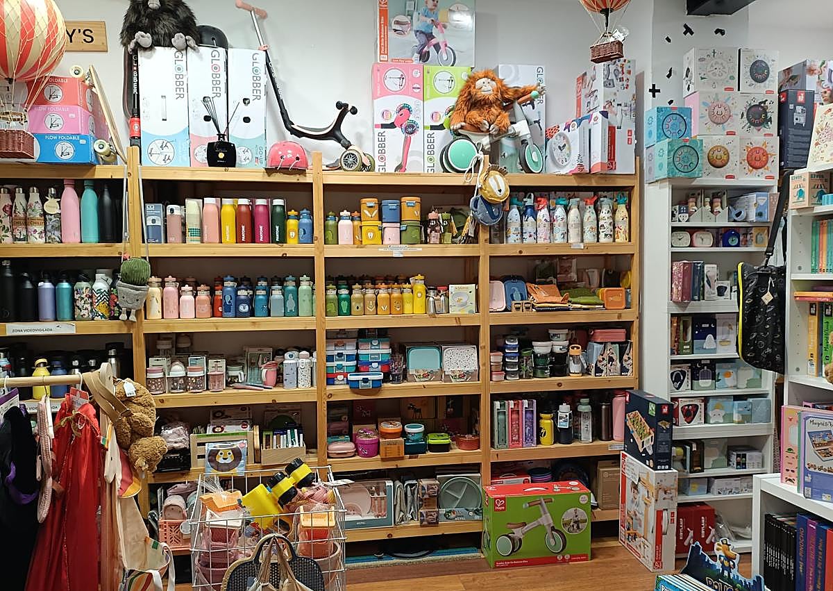 Imagen secundaria 1 - El famoso playmobil de Puentezuelas regresa por Navidad (y no lo hará solo)