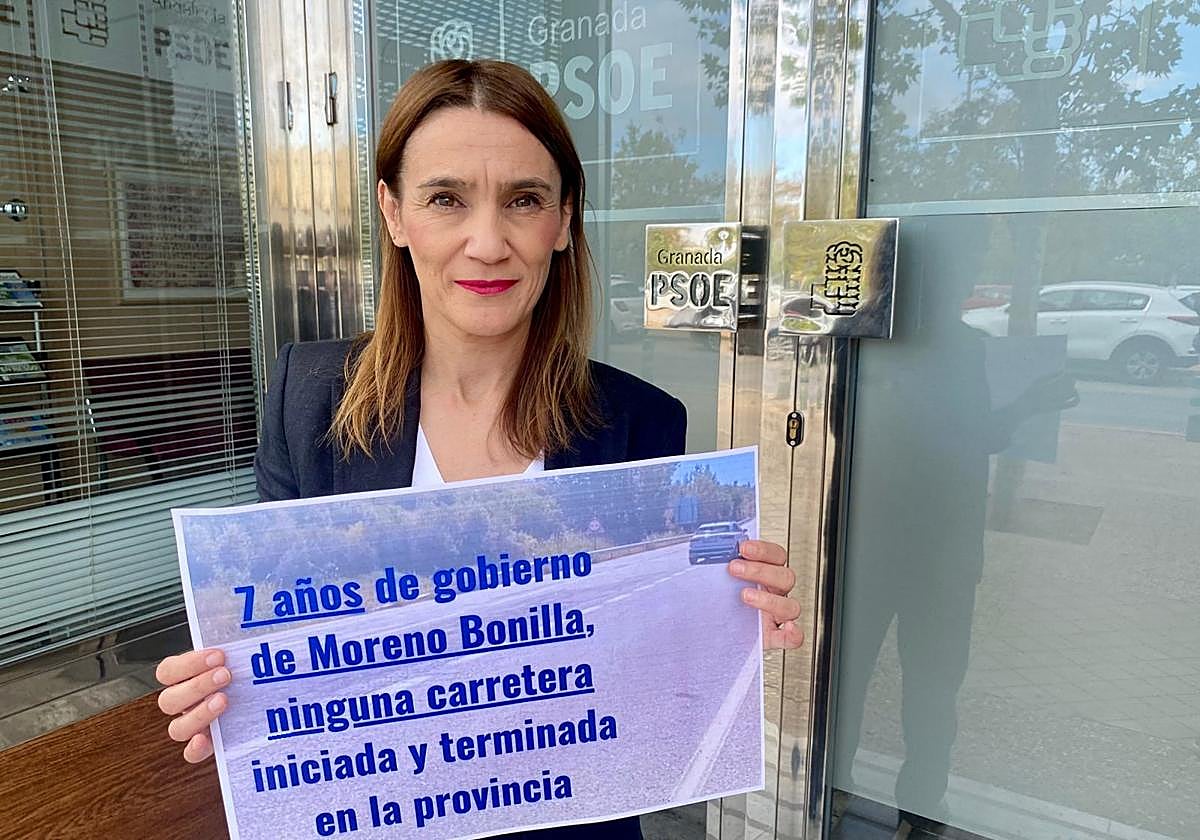 El PSOE denuncia la «incapacidad de la Junta para empezar y acabar una carretera durante 7 años en la provincia«