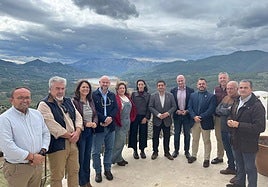 El presidente de la Diputación, con alcaldes segureños.