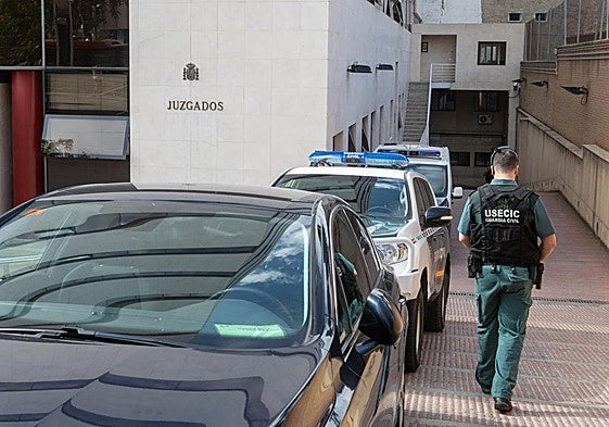 Los juzgados de La Caleta de Granada.