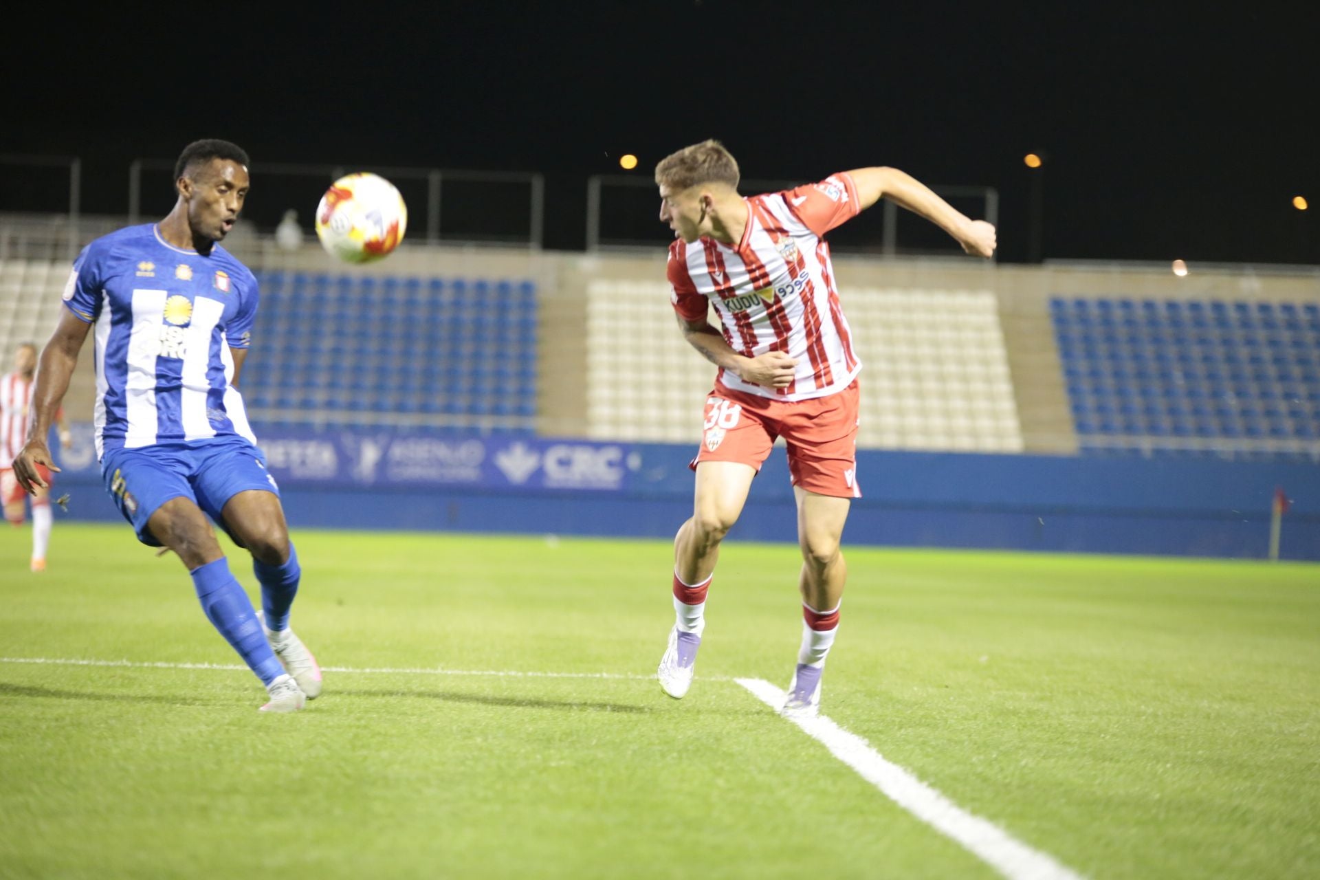 El Almería impone su calma