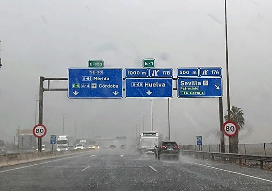 Efectos del temporal en las inmediaciones de Sevilla.