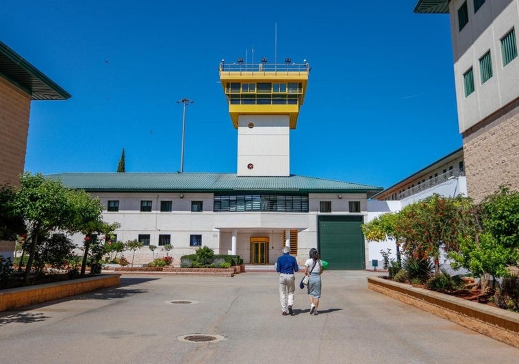 Condenada por acceder a la prisión de Albolote con hachís y heroína en la vagina