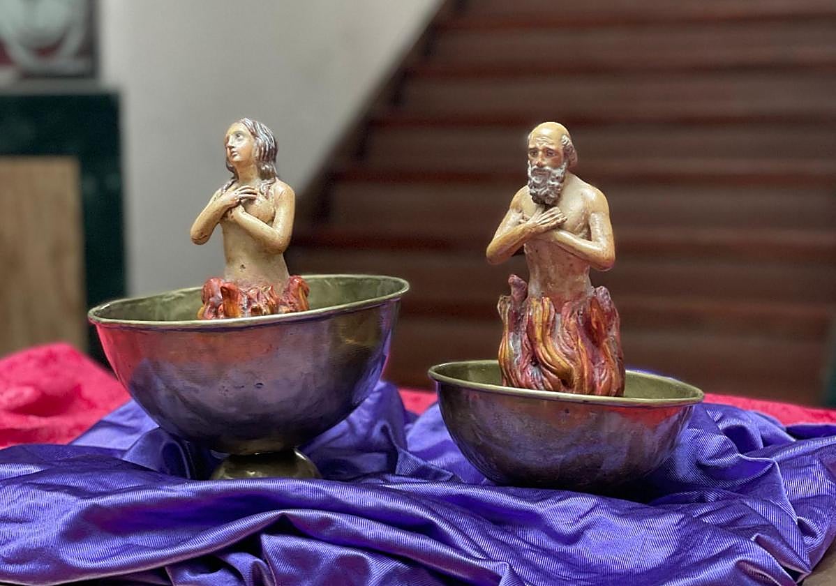 Tazones de ánimas para recoger limosnas y donativos.