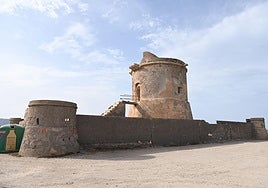 Torreón de Cabo de Gata, en su estado actual.