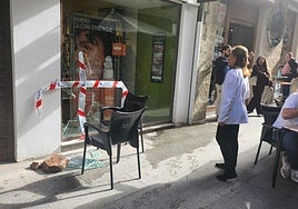 Precinto policial en la tienda de San Clemente.