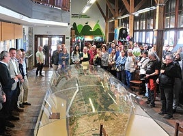 El delegado territorial de Sostenibilidad y Medio Ambiente en Granada asiste a la presentación del nuevo proyecto de gestión