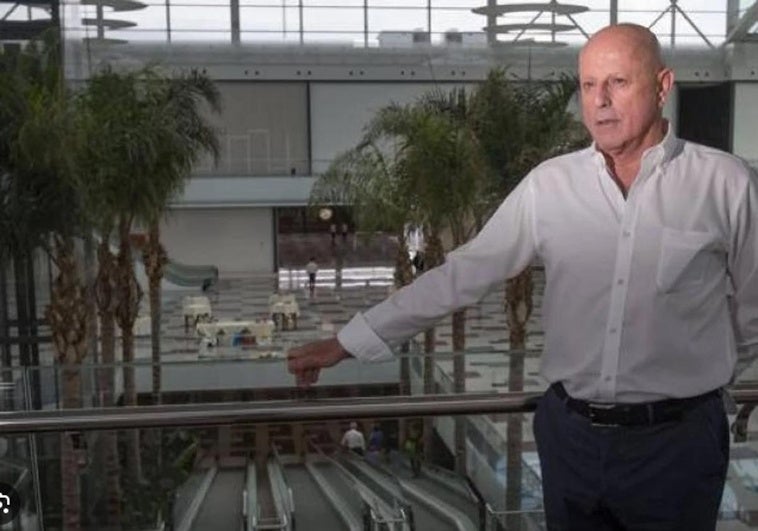 Tomás Olivo, dueño de doce centros comerciales y un icónico edificio en el Centro de Granada