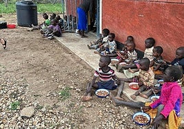 Imagen de los alimentos que reciben a diario los niños gracias a la solidaridad de los granadinos.