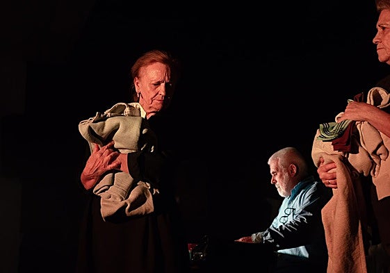 'En Tierra Extraña' finaliza el Veleficuento, en imágenes