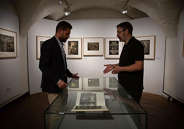 Fotografías de Ortiz Echagüe en la sala de exposiciones temporales.