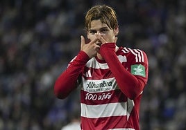 Jorge Pascual celebra su gol en Valladolid.
