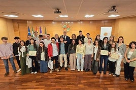 Alumnado reconocido por conseguir las mejores notas de acceso a la Universidad.