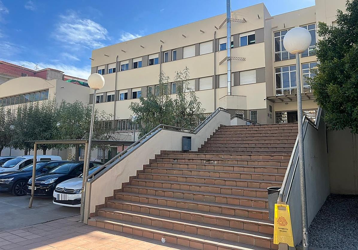 Entrada al I.E.S. La Contraviesa de Albuñol.