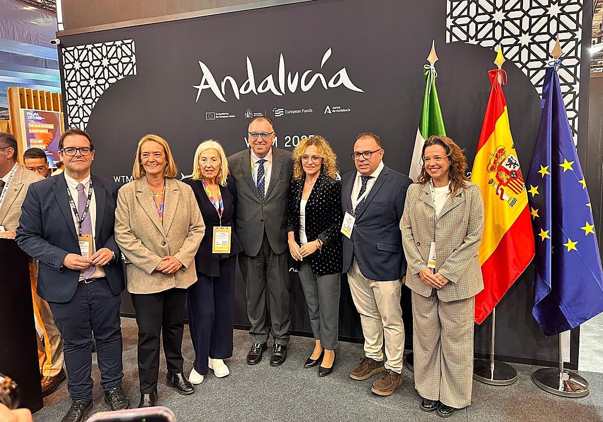 Representación de la Costa Tropical en a World Travel Market de Londres