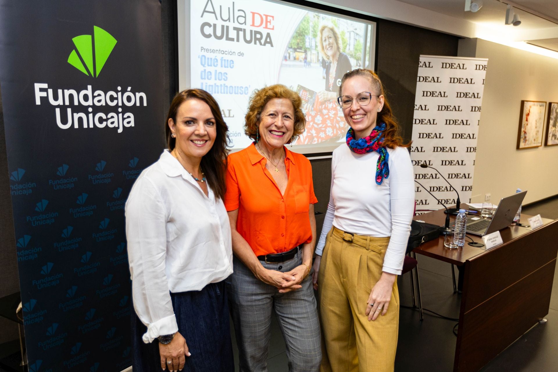 El Aula de Cultura de Berna González Harbour en fotos