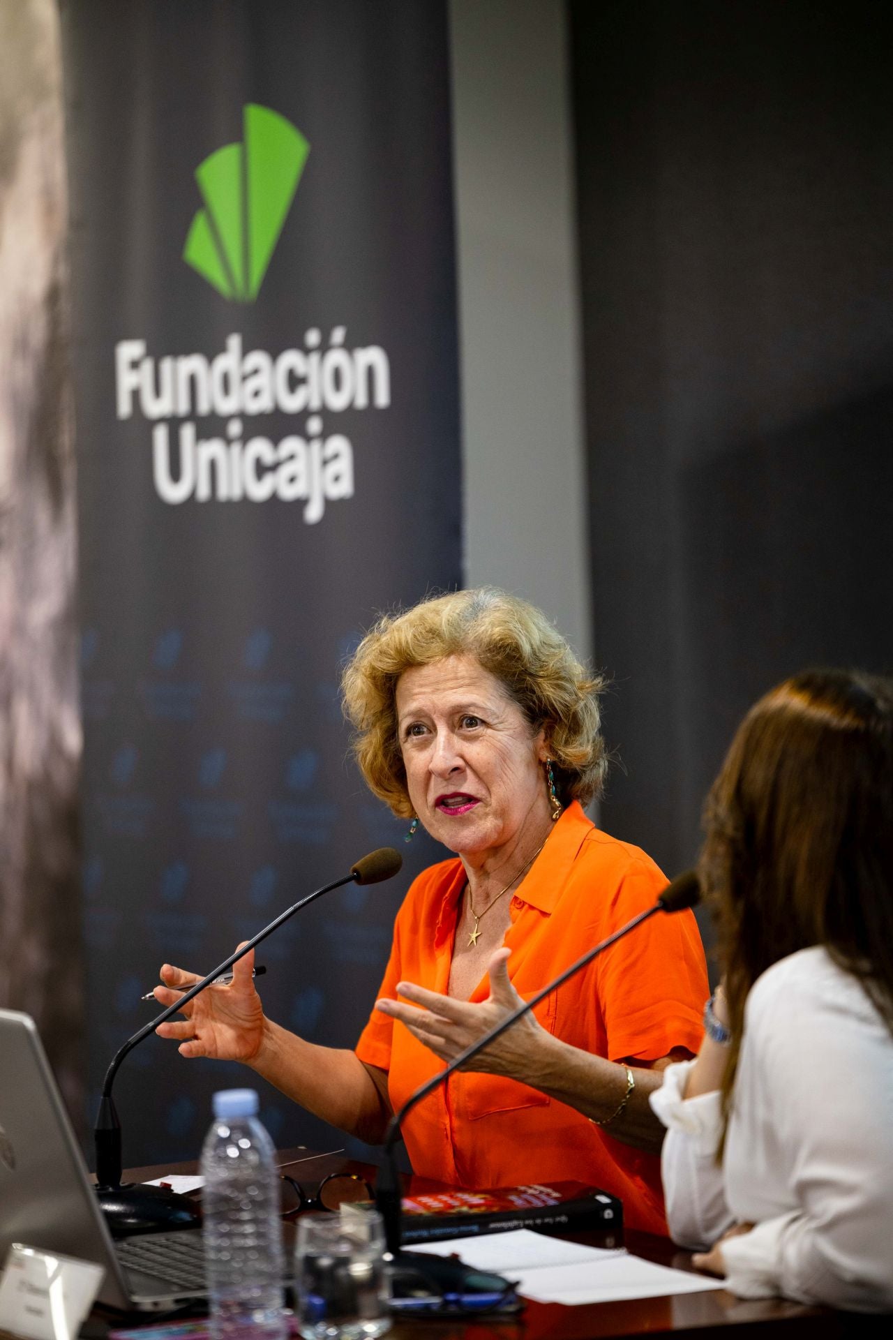 El Aula de Cultura de Berna González Harbour en fotos