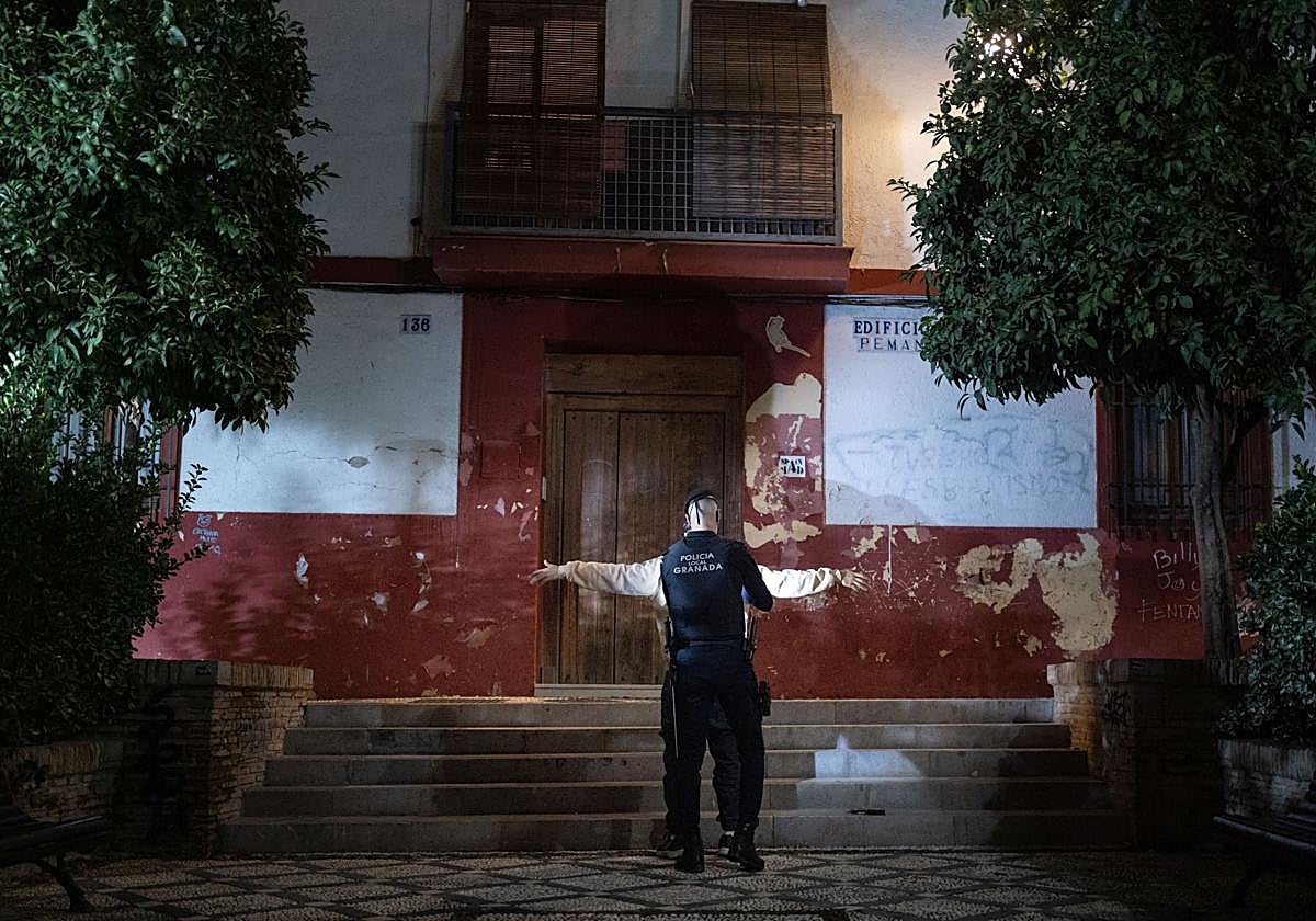 Imagen de archivo de una intervención de la Policía Local.