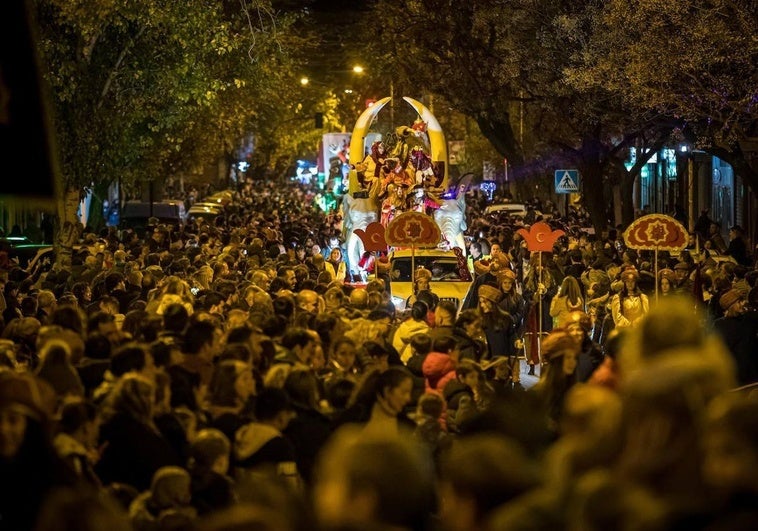 El Ayuntamiento pone en marcha el sorteo para participar en la Cabalgata de Reyes 2026