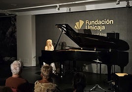 Actuación de Lucía Rey en Almerijazz.