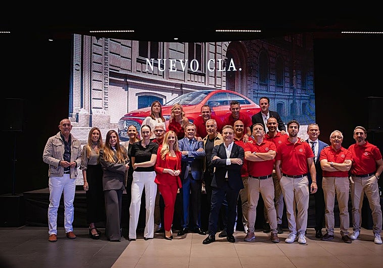 Granada Premium presenta el nuevo Mercedes-Benz CLA en una noche inolvidable en la que Granada se vistió de rojo
