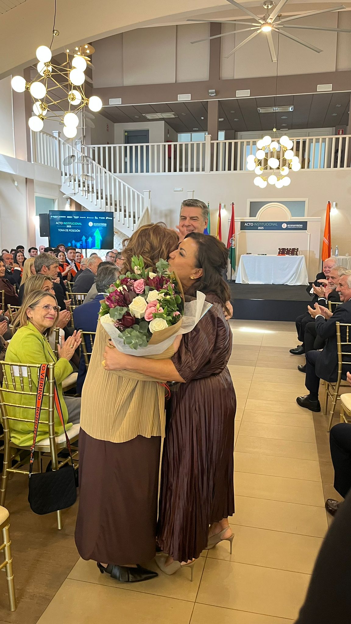 Las imágenes de la toma de posesión de la nueva decana del Colegio Profesional de Economistas