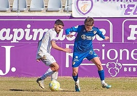 Isra Cano vuelve a cruzarse con el Real Jaén en esta nueva etapa en Segunda Federación.