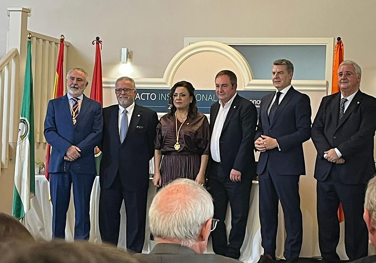 Las imágenes de la toma de posesión de la nueva decana del Colegio Profesional de Economistas